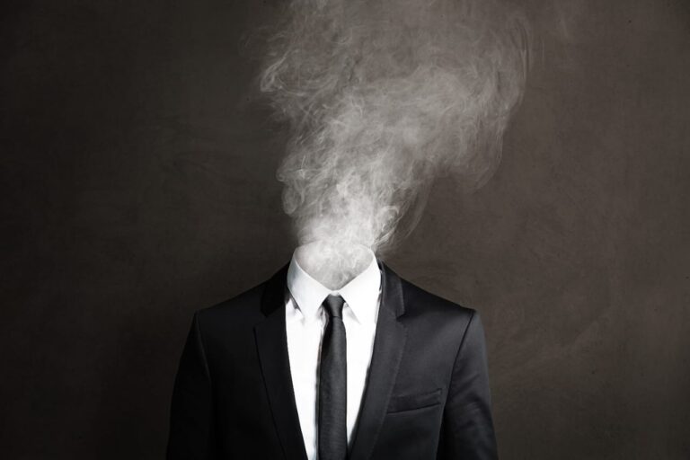 Burnout in UAE Workplaces image